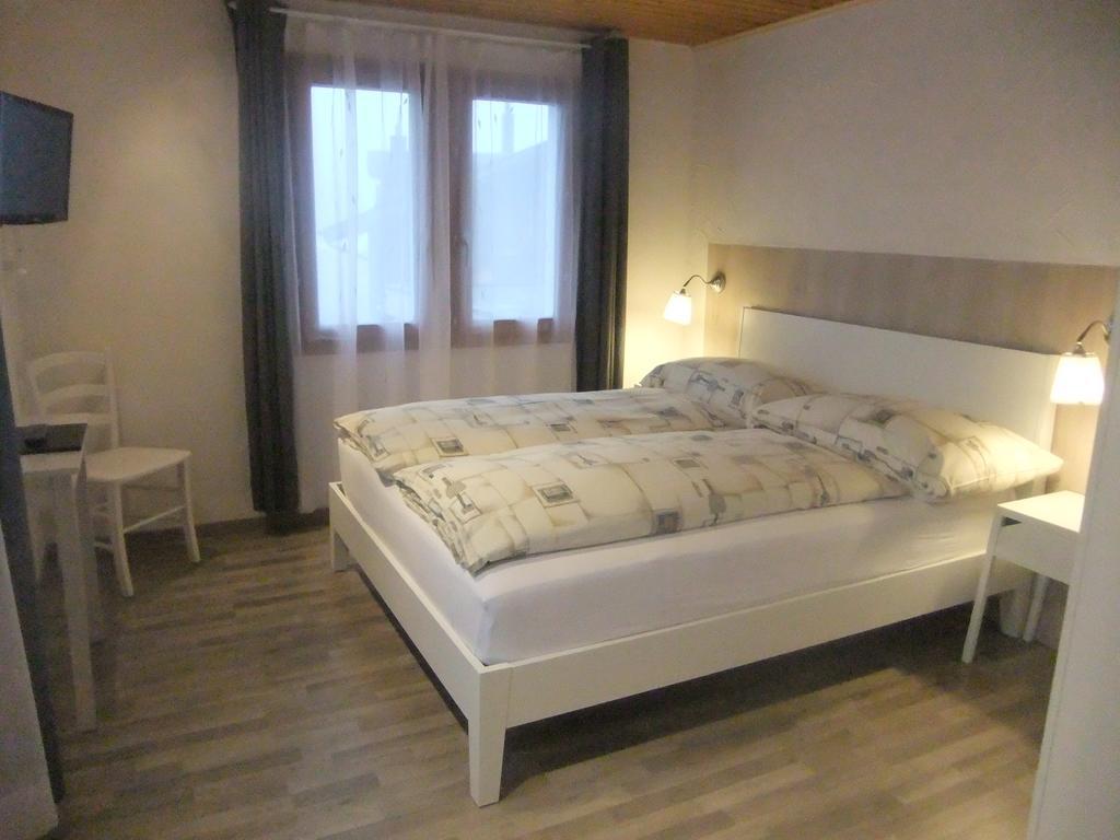 בליצינגן Hotel Weisshorn מראה חיצוני תמונה